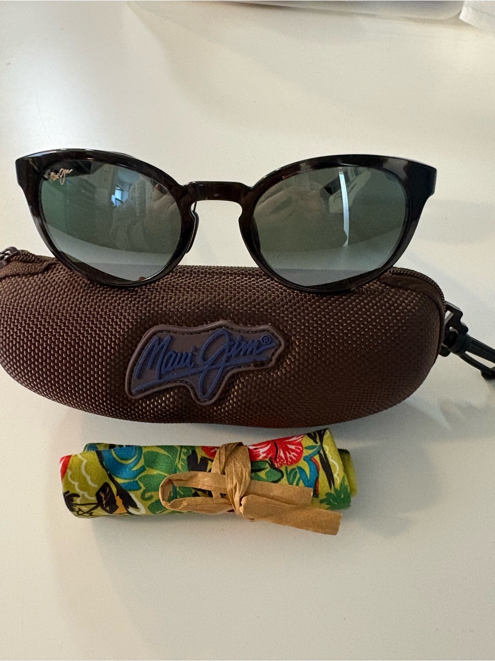Authentic Maui Jim unisex sunglasses